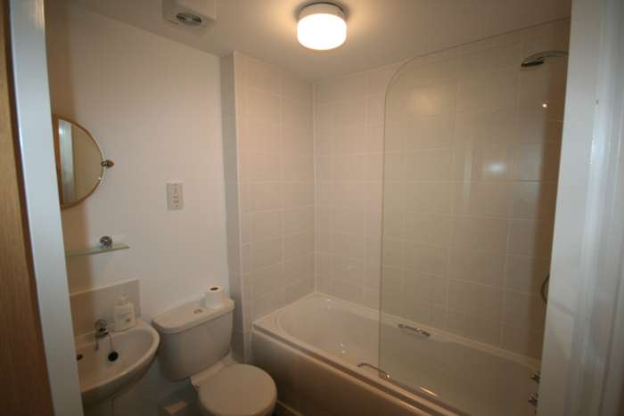 2 bedroom Apartment to rent in Bolton