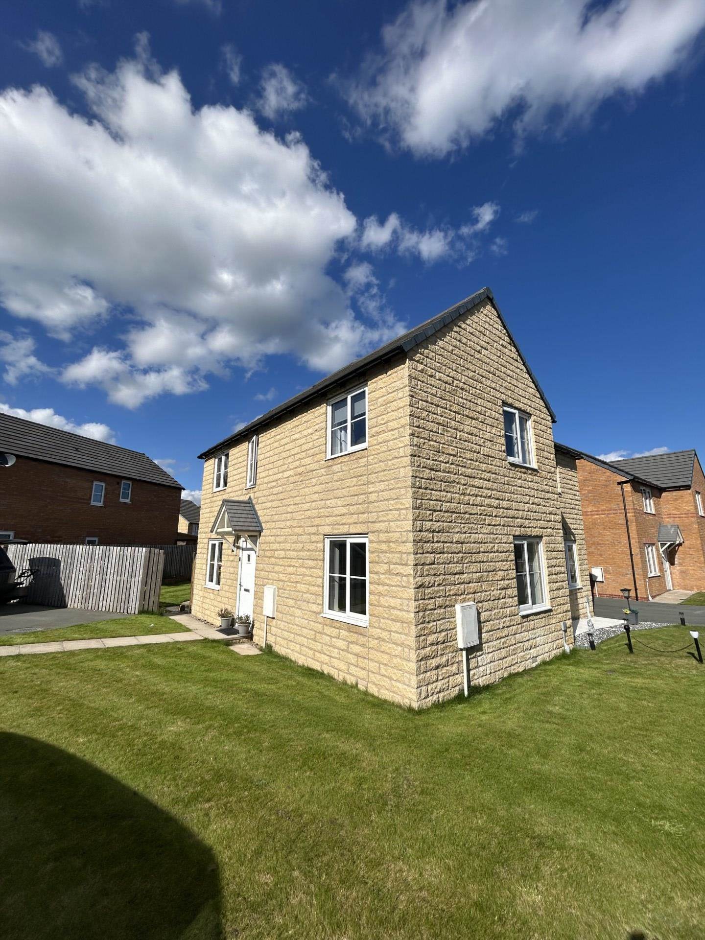Additional Property Image 3 bedroom Semi Detached to rent in Burnley 2