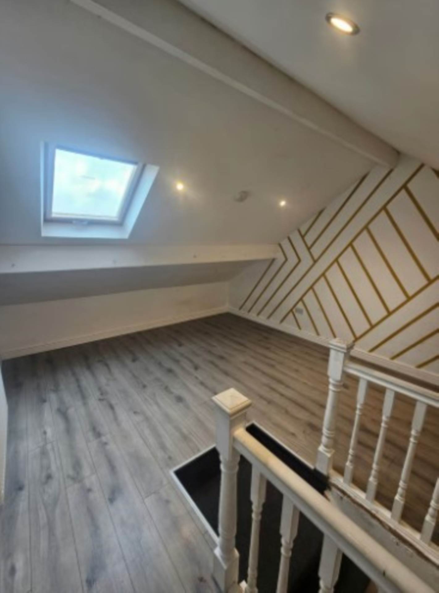 Additional Property Image 3 bedroom Apartment to rent in Leigh 6