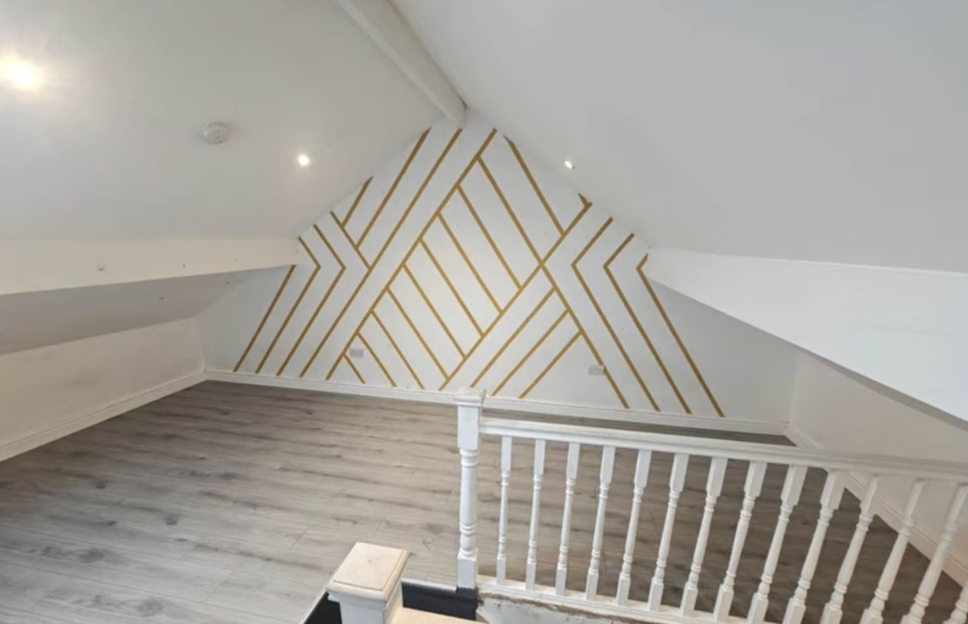 Additional Property Image 3 bedroom Apartment to rent in Leigh 7