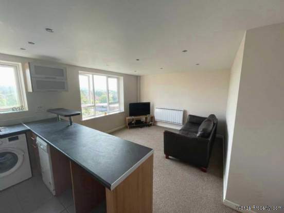 Additional Property Image 2 bedroom Flat for sale in Reading 3