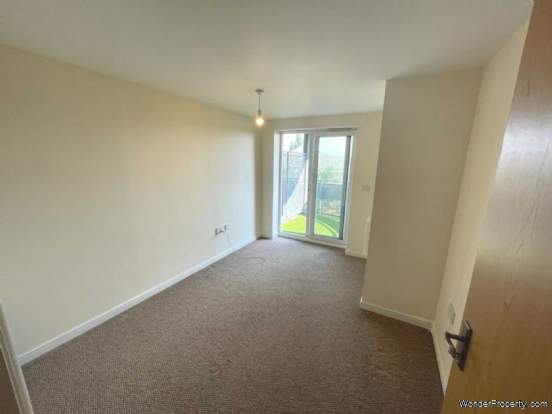 Additional Property Image 2 bedroom Flat for sale in Reading 4