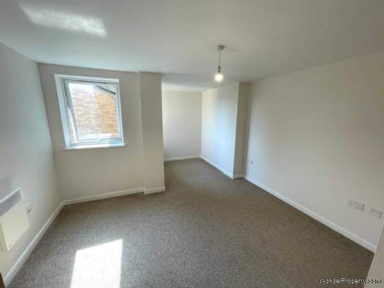 Additional Property Image 2 bedroom Flat for sale in Reading 7