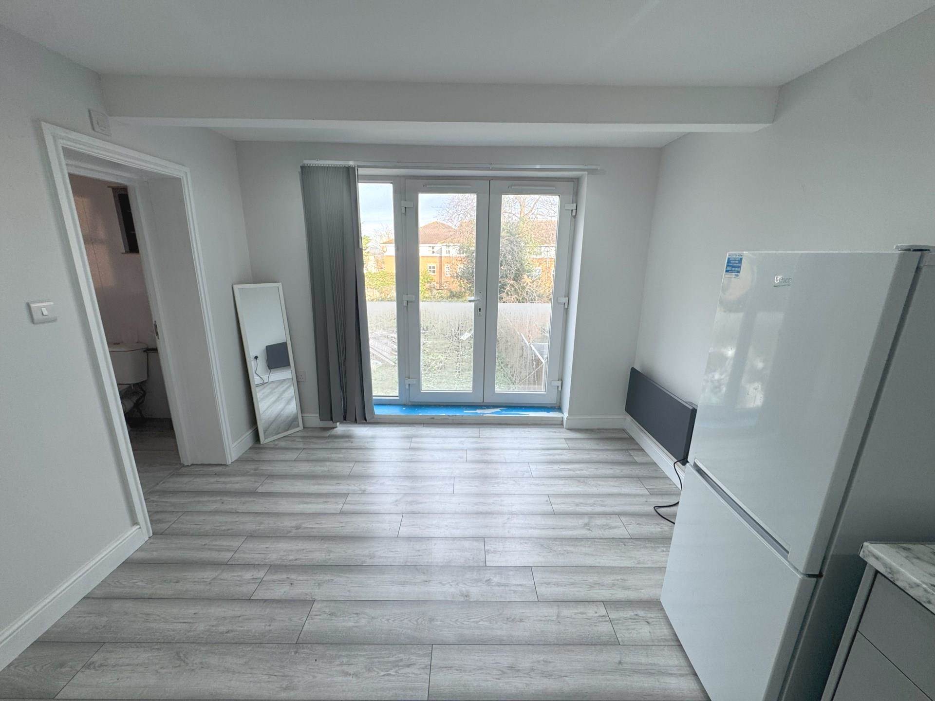 Additional Property Image 1 bedroom Flat to rent in Reading 4