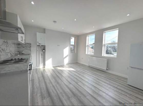 Additional Property Image 1 bedroom Apartment to rent in Reading 2