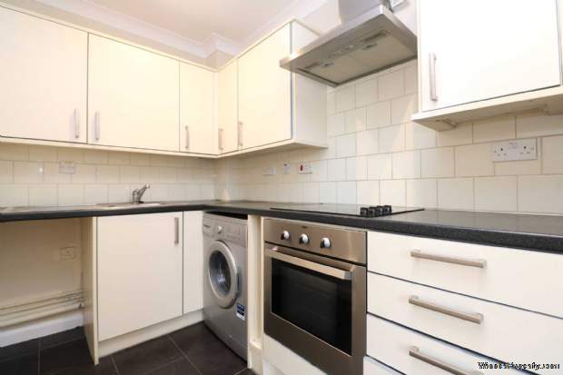 Additional Property Image 2 bedroom Flat for sale in Reading 5