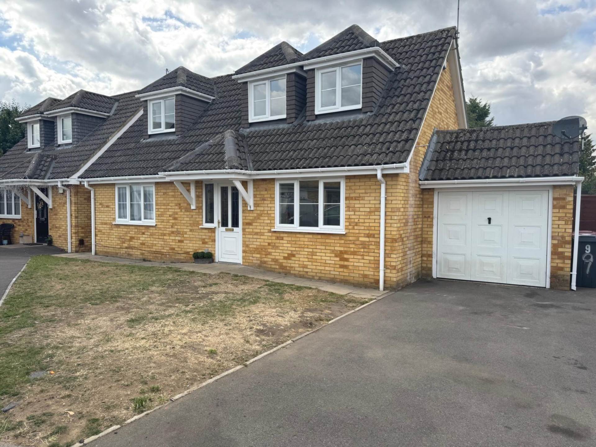 4 bedroom Semi Detached to rent in Reading