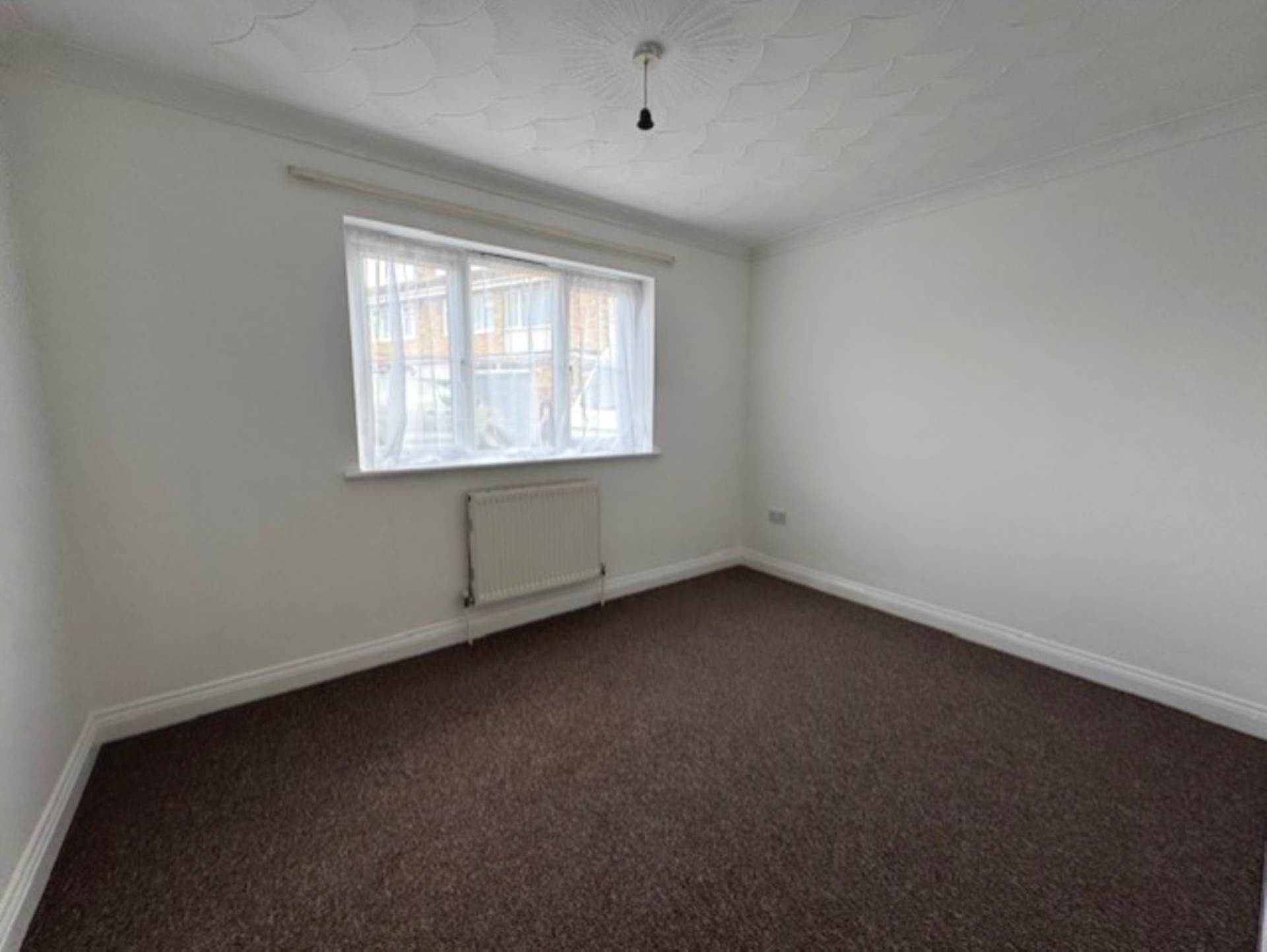 Additional Property Image 4 bedroom Semi Detached to rent in Reading 9