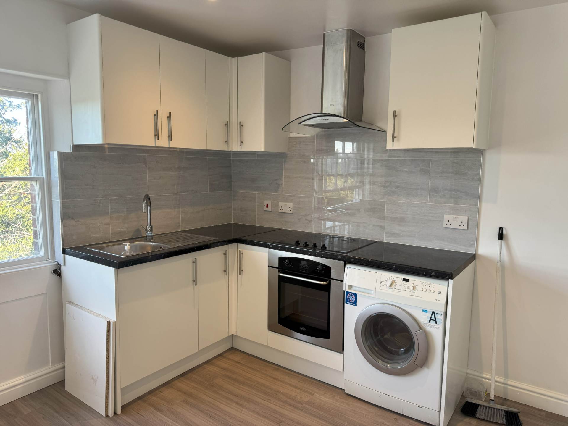 Additional Property Image 2 bedroom Flat to rent in Reading 2