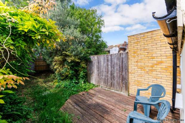 Additional Property Image 3 bedroom House for sale in Oxford 20
