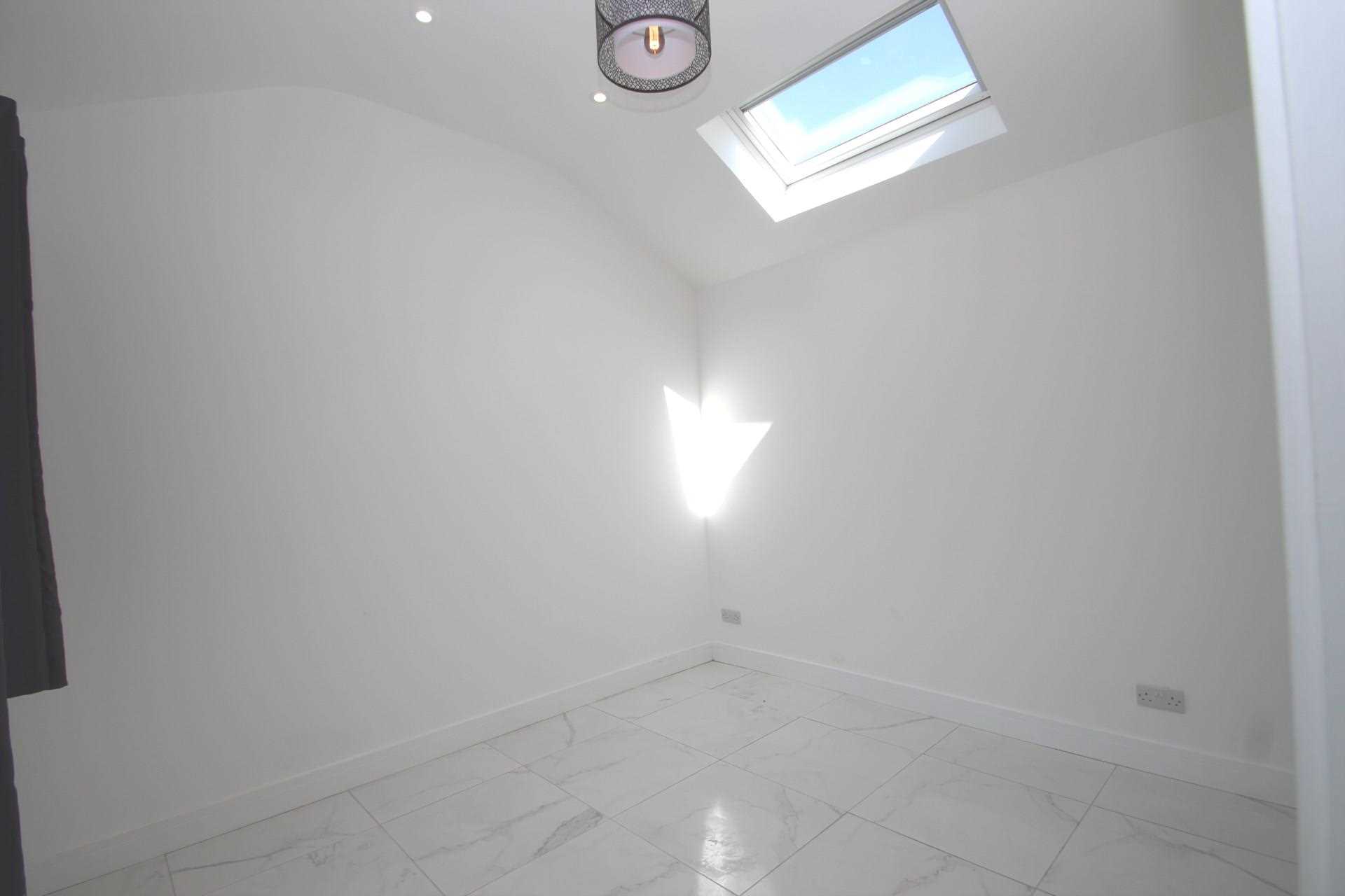 Additional Property Image 1 bedroom Detached for sale in Oxford 3