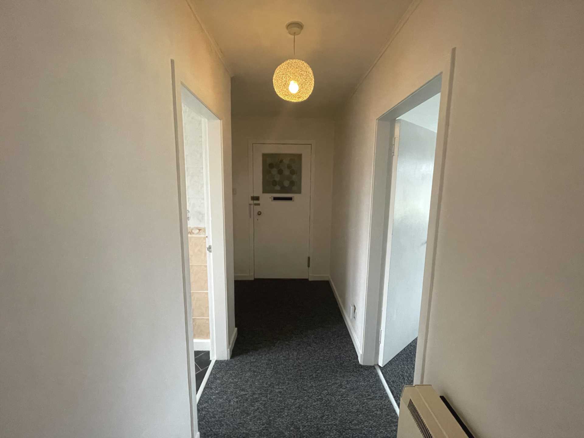 Additional Property Image 1 bedroom Flat to rent in Renfrew 6
