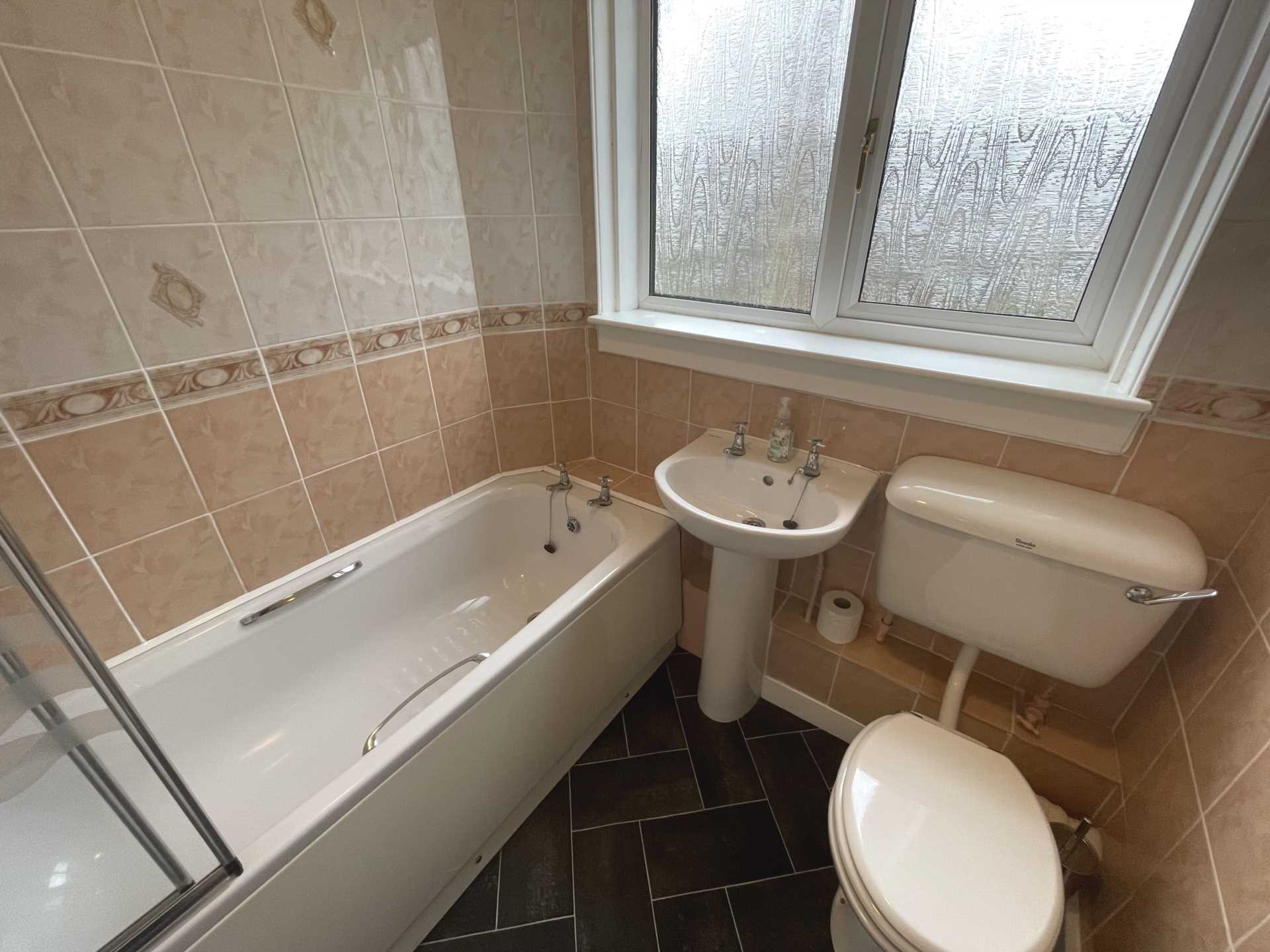 Additional Property Image 1 bedroom Flat to rent in Renfrew 9