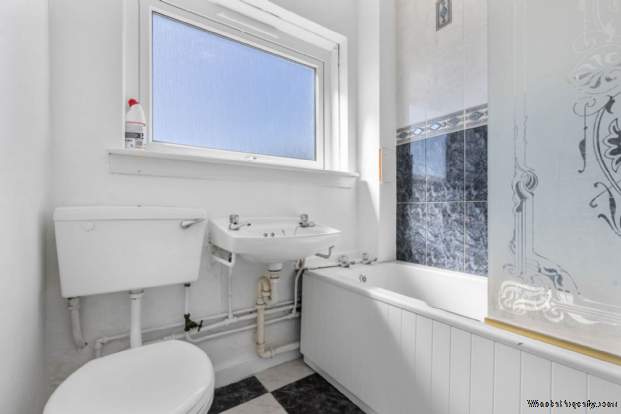 Additional Property Image 3 bedroom Flat for sale in Renfrew 8