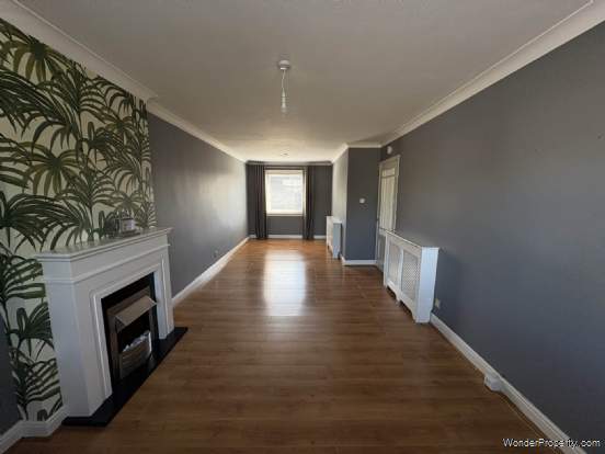 Additional Property Image 3 bedroom Flat to rent in Renfrew 2