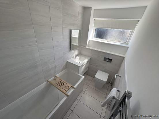 Additional Property Image 3 bedroom Flat to rent in Renfrew 7