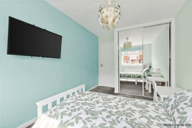 Additional Property Image 2 bedroom Flat for sale in Renfrew 9