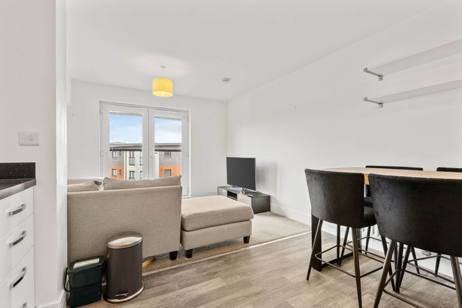 Additional Property Image 2 bedroom Flat for sale in Renfrew 3