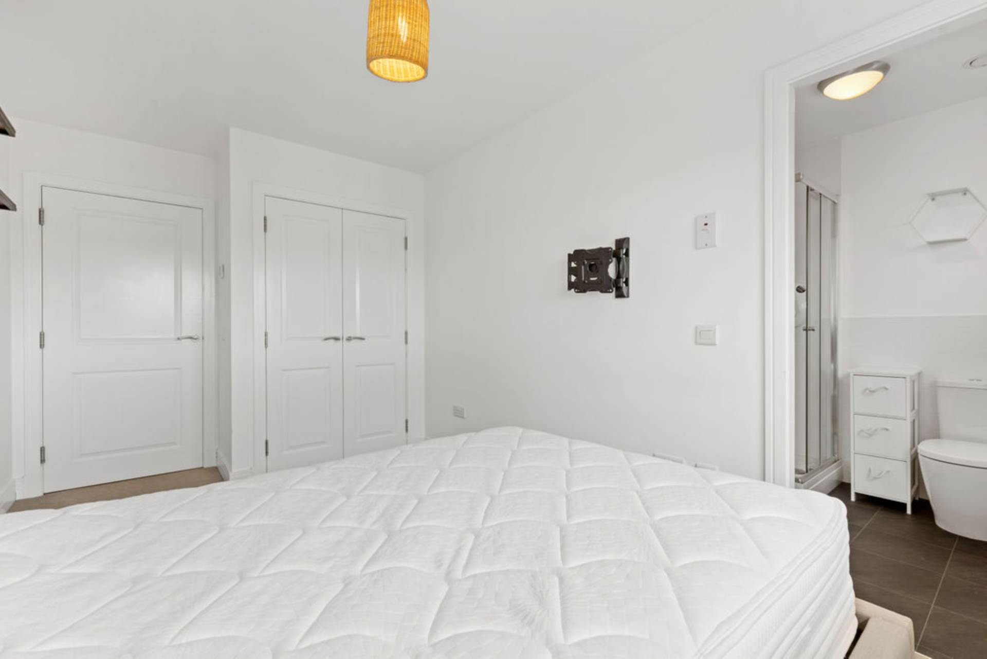 Additional Property Image 2 bedroom Flat for sale in Renfrew 9