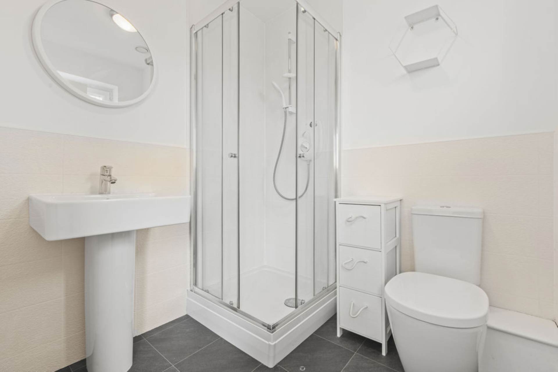 Additional Property Image 2 bedroom Flat for sale in Renfrew 10