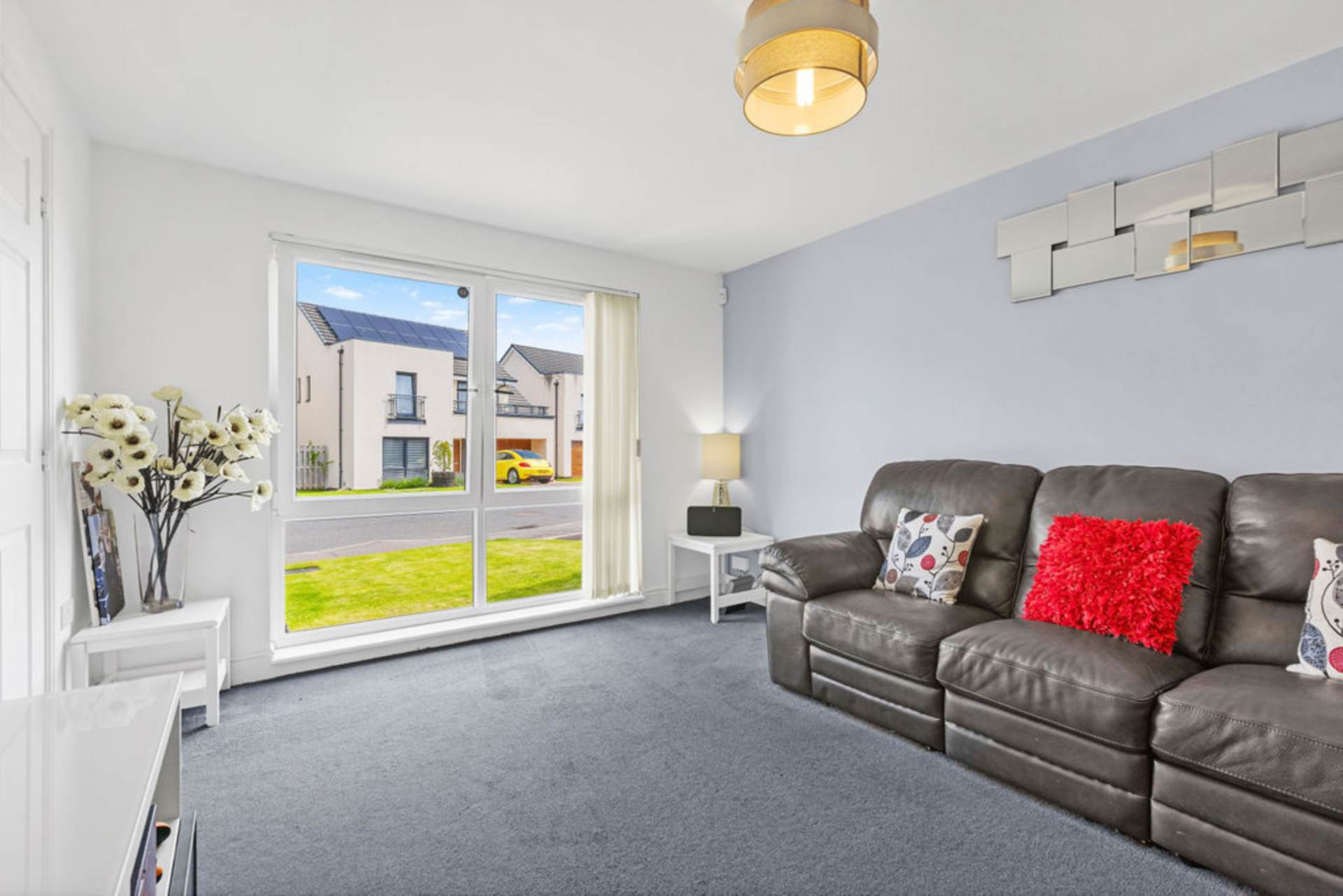 Additional Property Image 4 bedroom Detached for sale in Renfrew 5