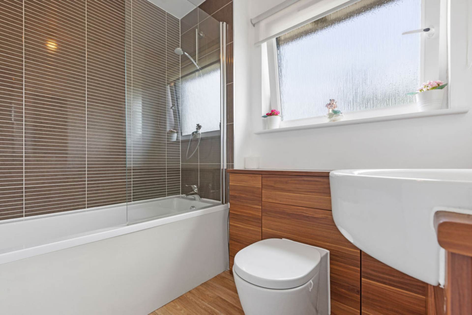 Additional Property Image 4 bedroom Detached for sale in Renfrew 23
