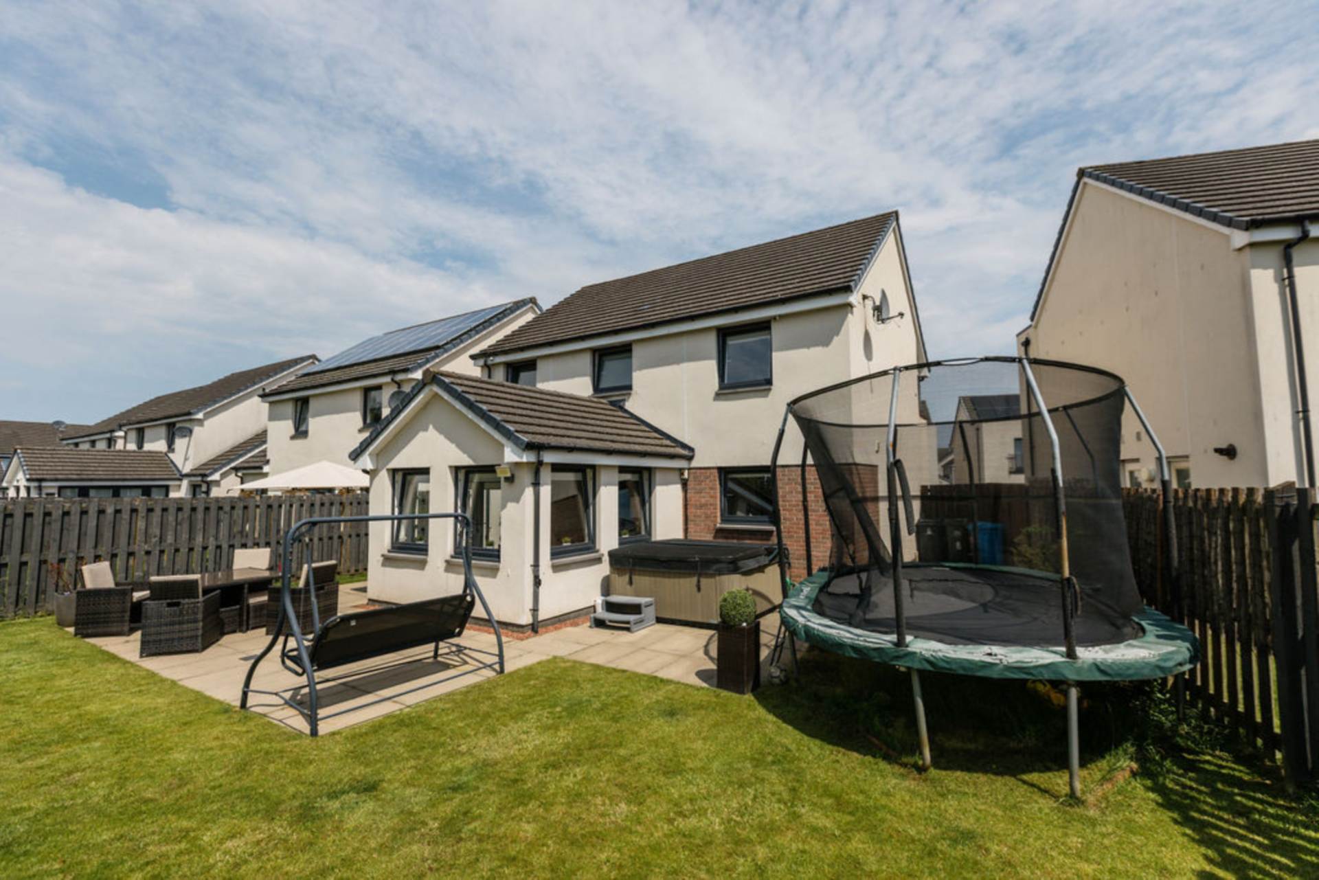 Additional Property Image 4 bedroom Detached for sale in Renfrew 30