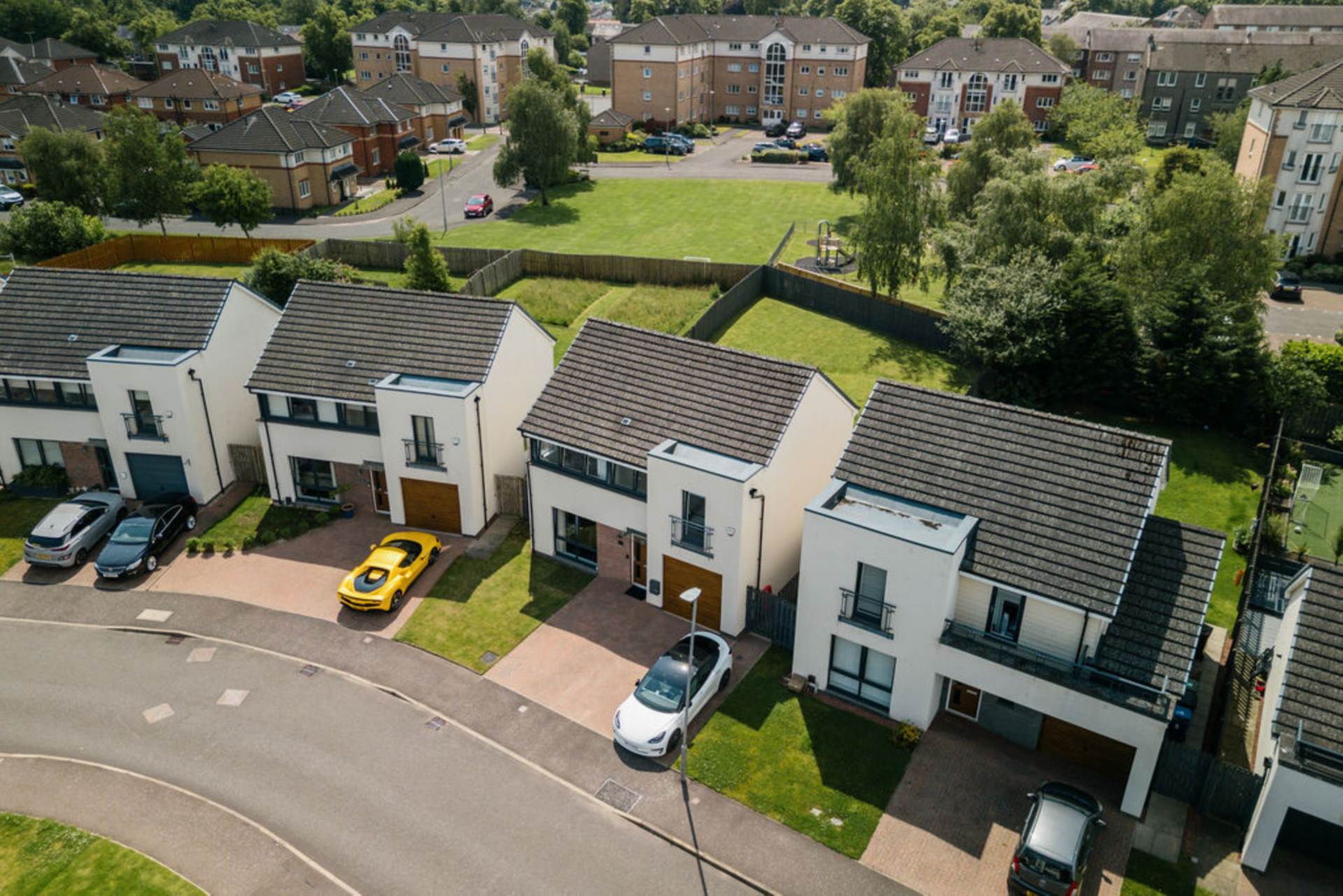 Additional Property Image 4 bedroom Detached for sale in Renfrew 31
