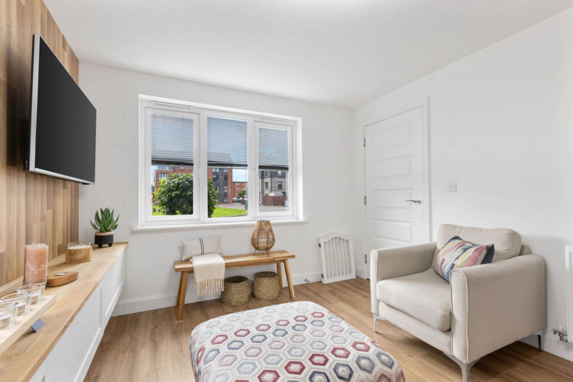 Additional Property Image 4 bedroom Town House for sale in Renfrew 2