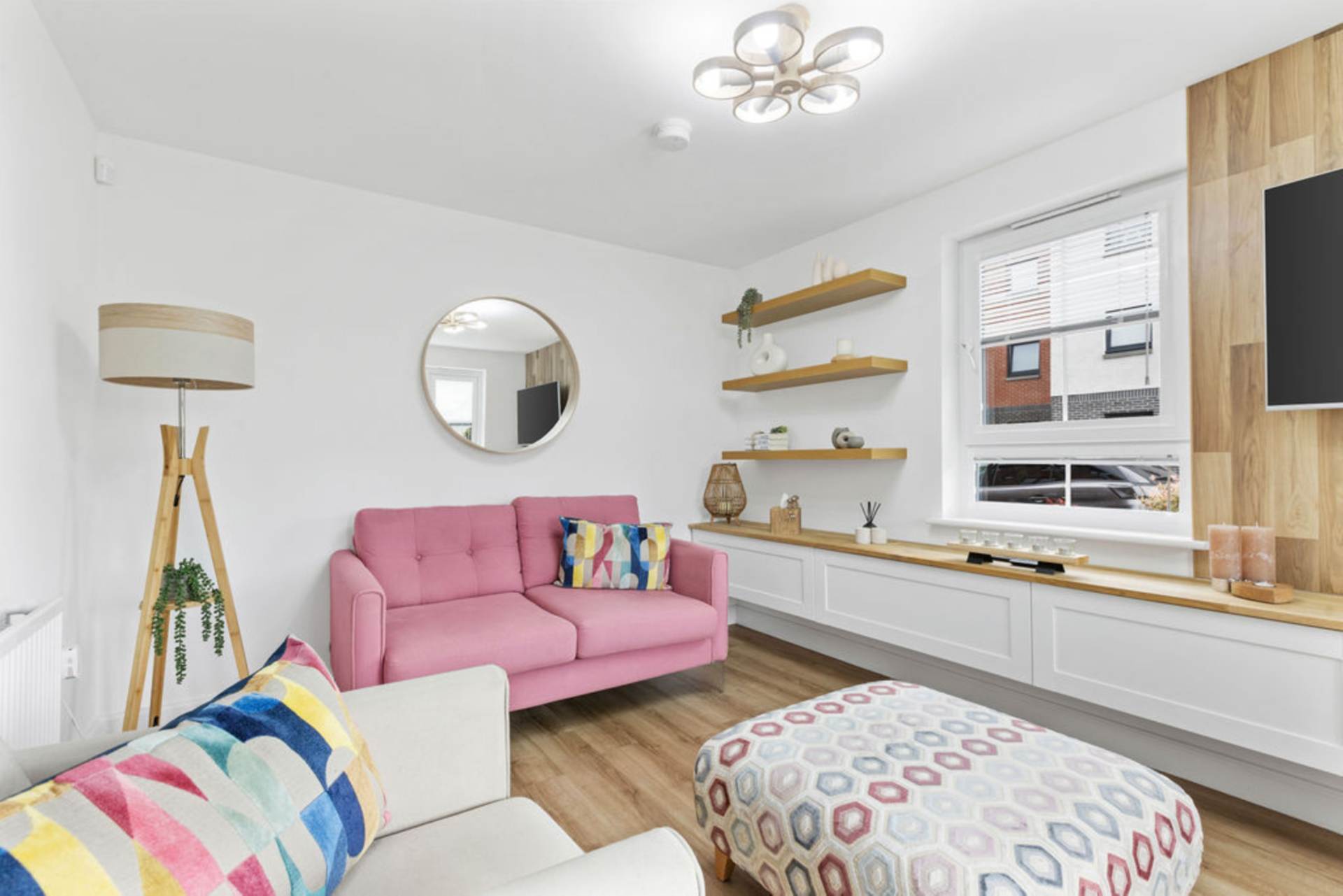 Additional Property Image 4 bedroom Town House for sale in Renfrew 3