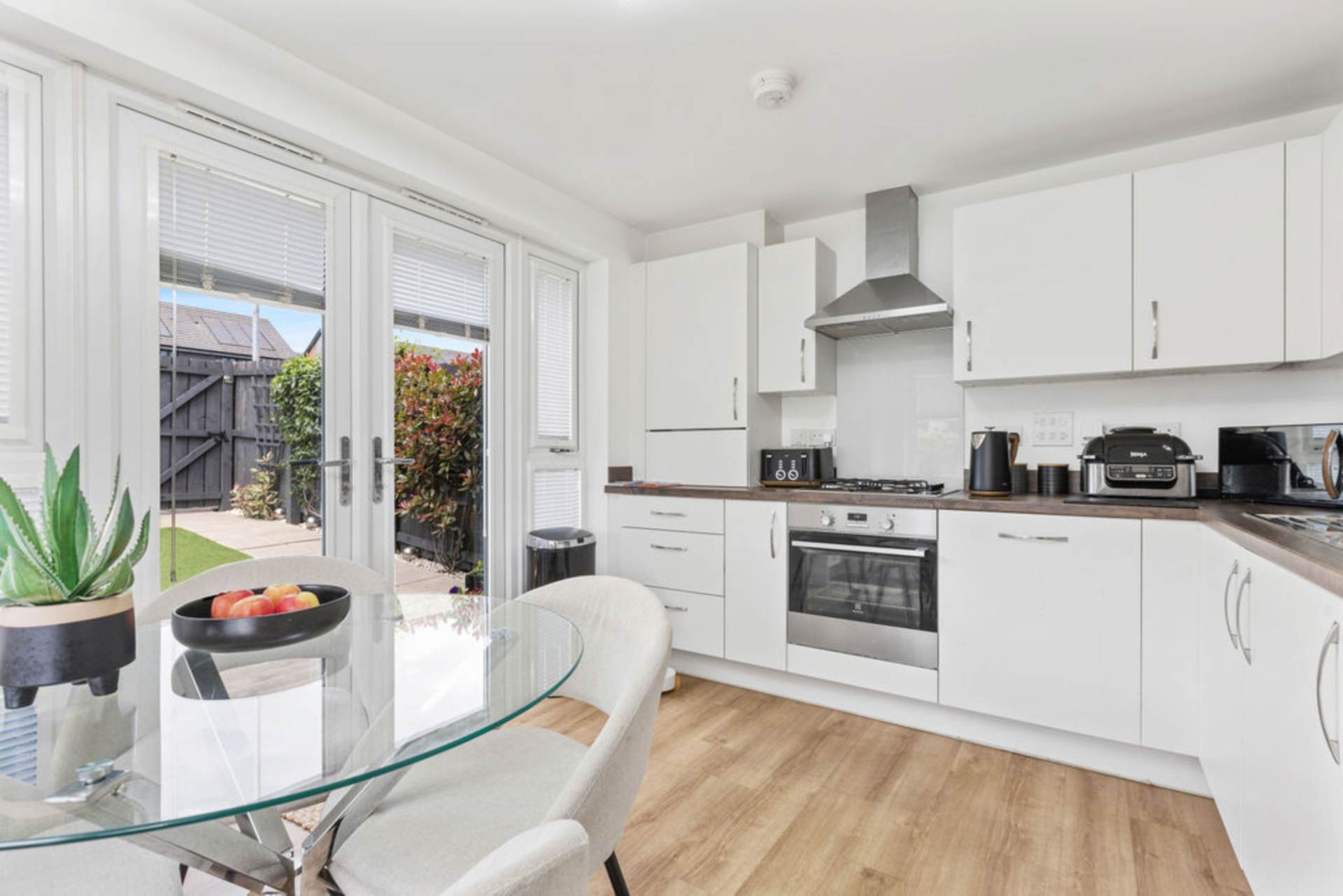 Additional Property Image 4 bedroom Town House for sale in Renfrew 5