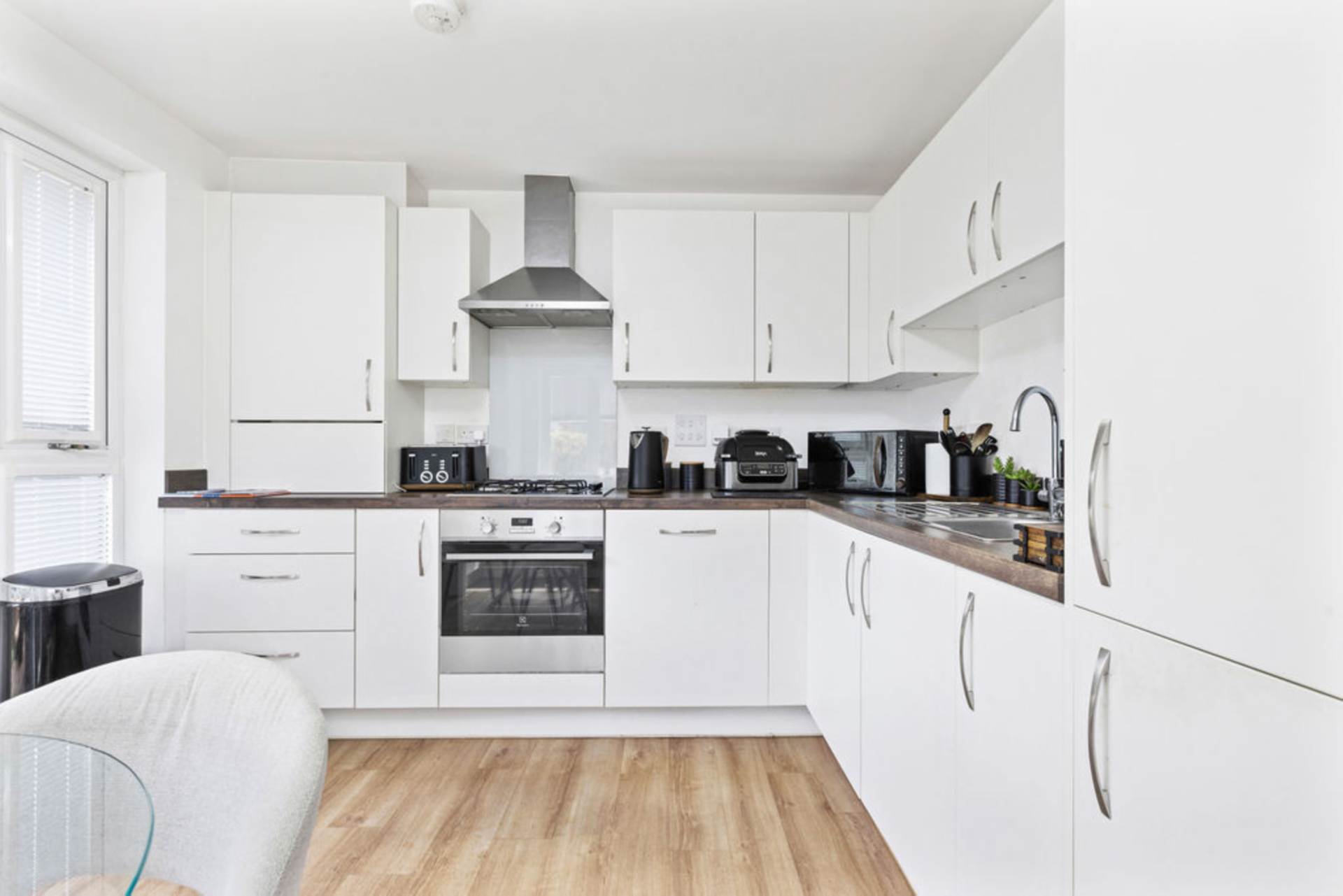 Additional Property Image 4 bedroom Town House for sale in Renfrew 7