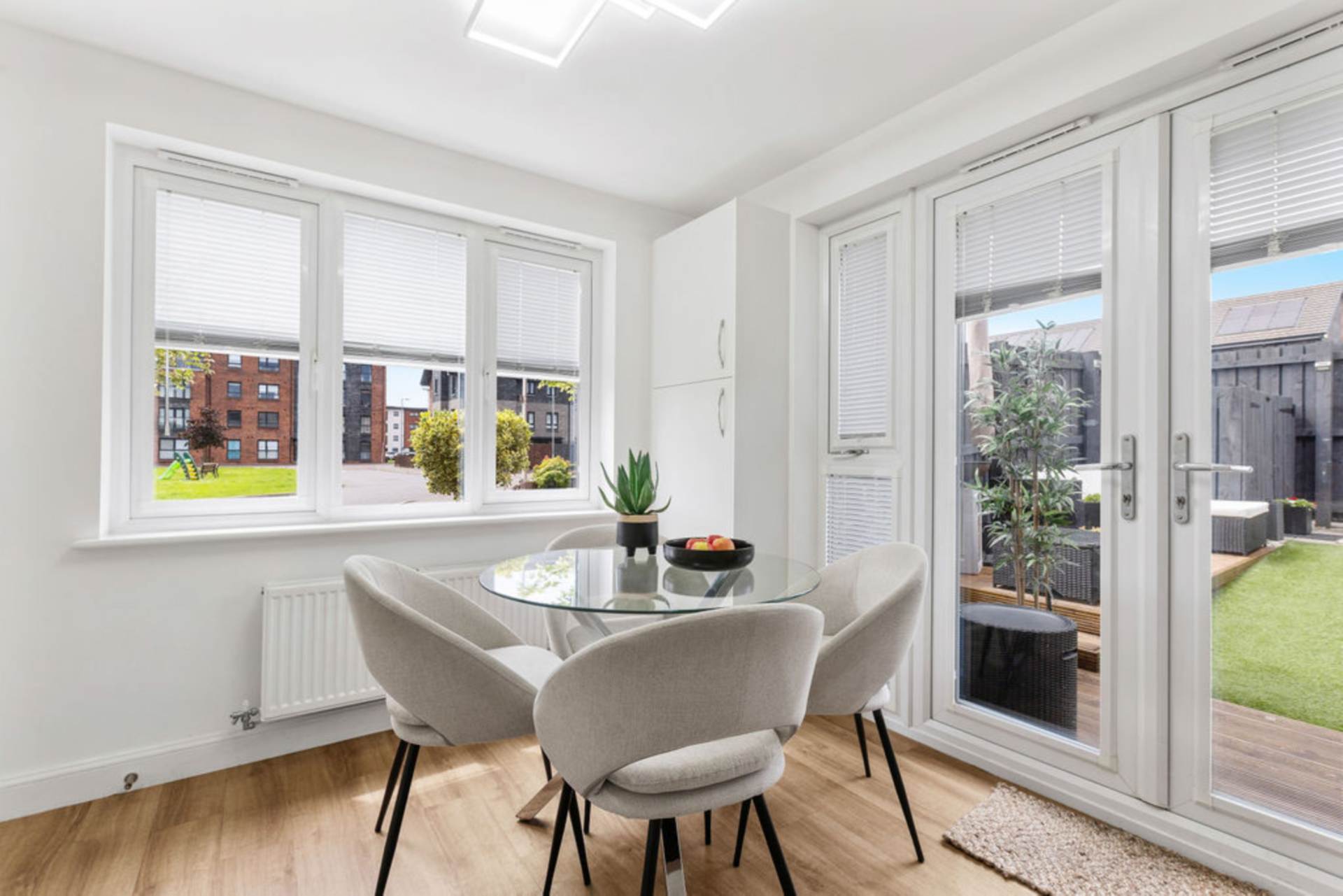 Additional Property Image 4 bedroom Town House for sale in Renfrew 8
