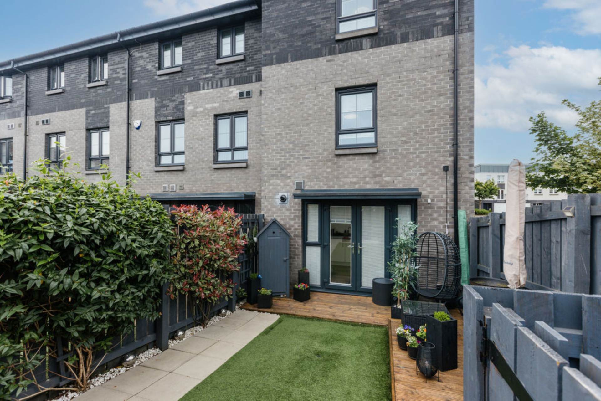 Additional Property Image 4 bedroom Town House for sale in Renfrew 26