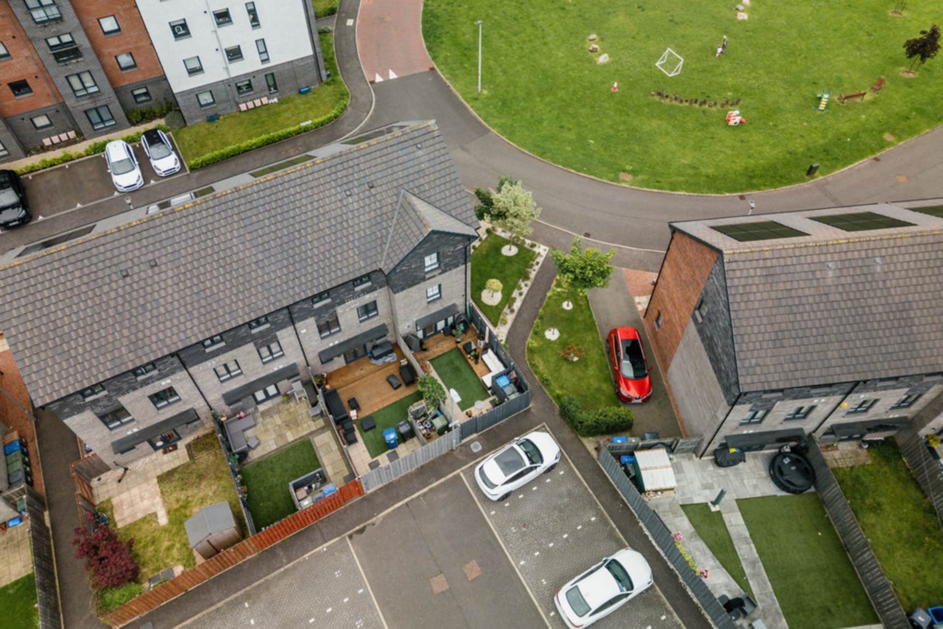 Additional Property Image 4 bedroom Town House for sale in Renfrew 28