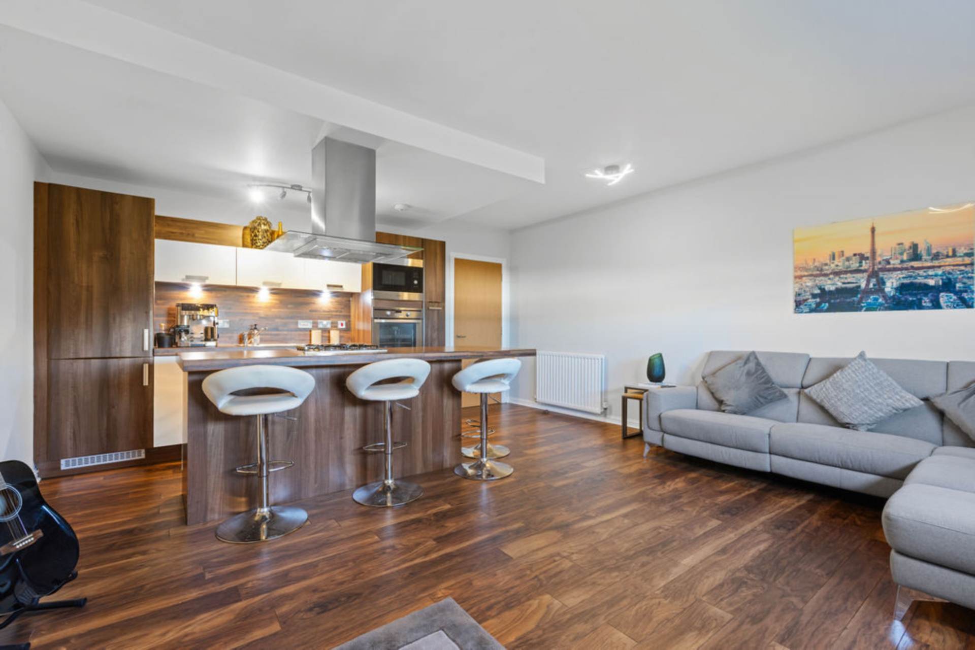 Additional Property Image 2 bedroom Flat for sale in Renfrew 4