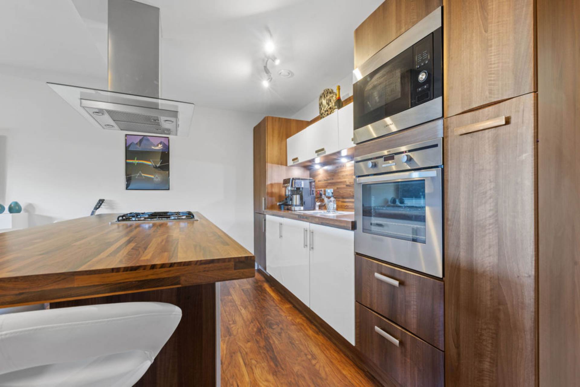 Additional Property Image 2 bedroom Flat for sale in Renfrew 8