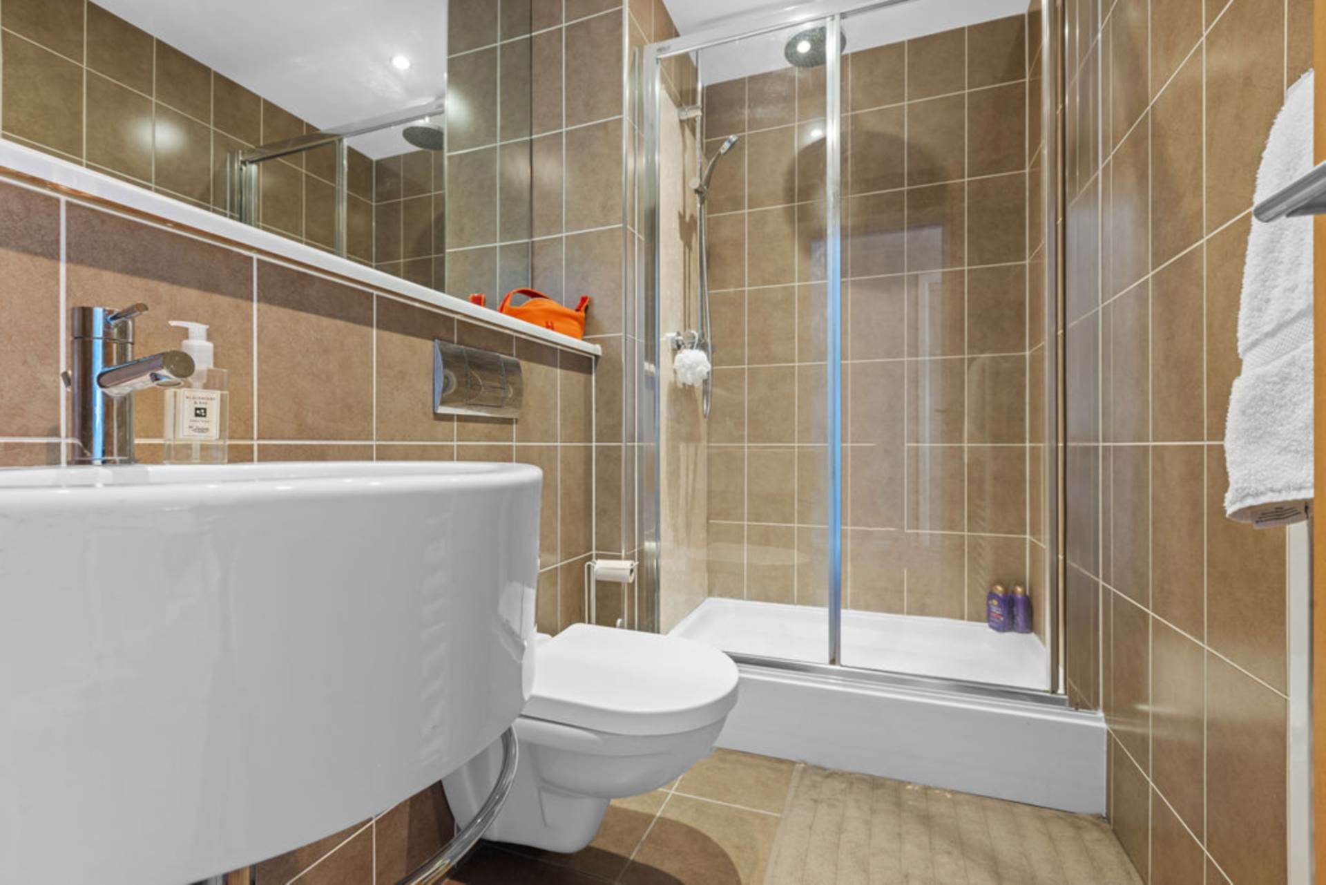 Additional Property Image 2 bedroom Flat for sale in Renfrew 11