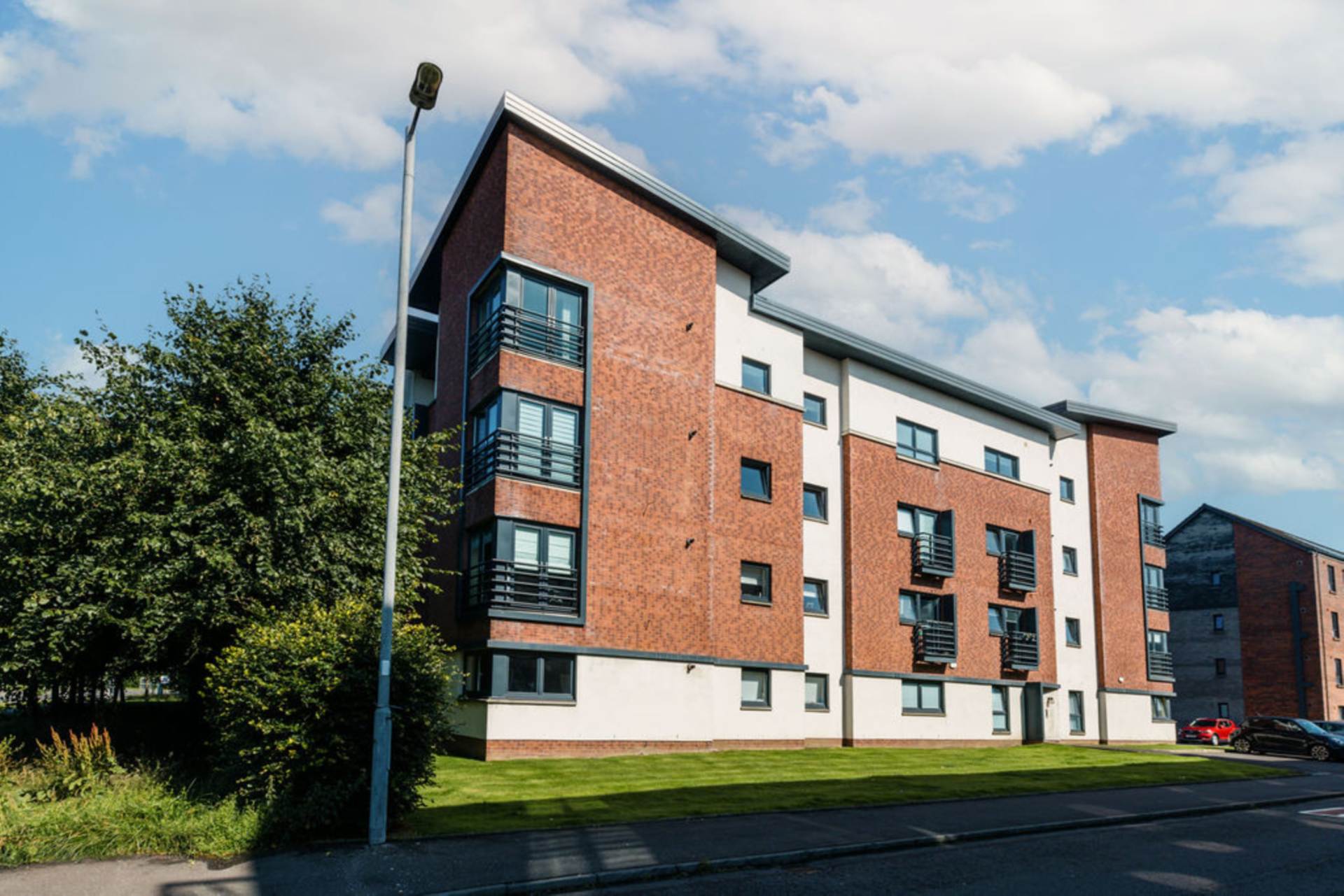 Additional Property Image 2 bedroom Flat for sale in Renfrew 16