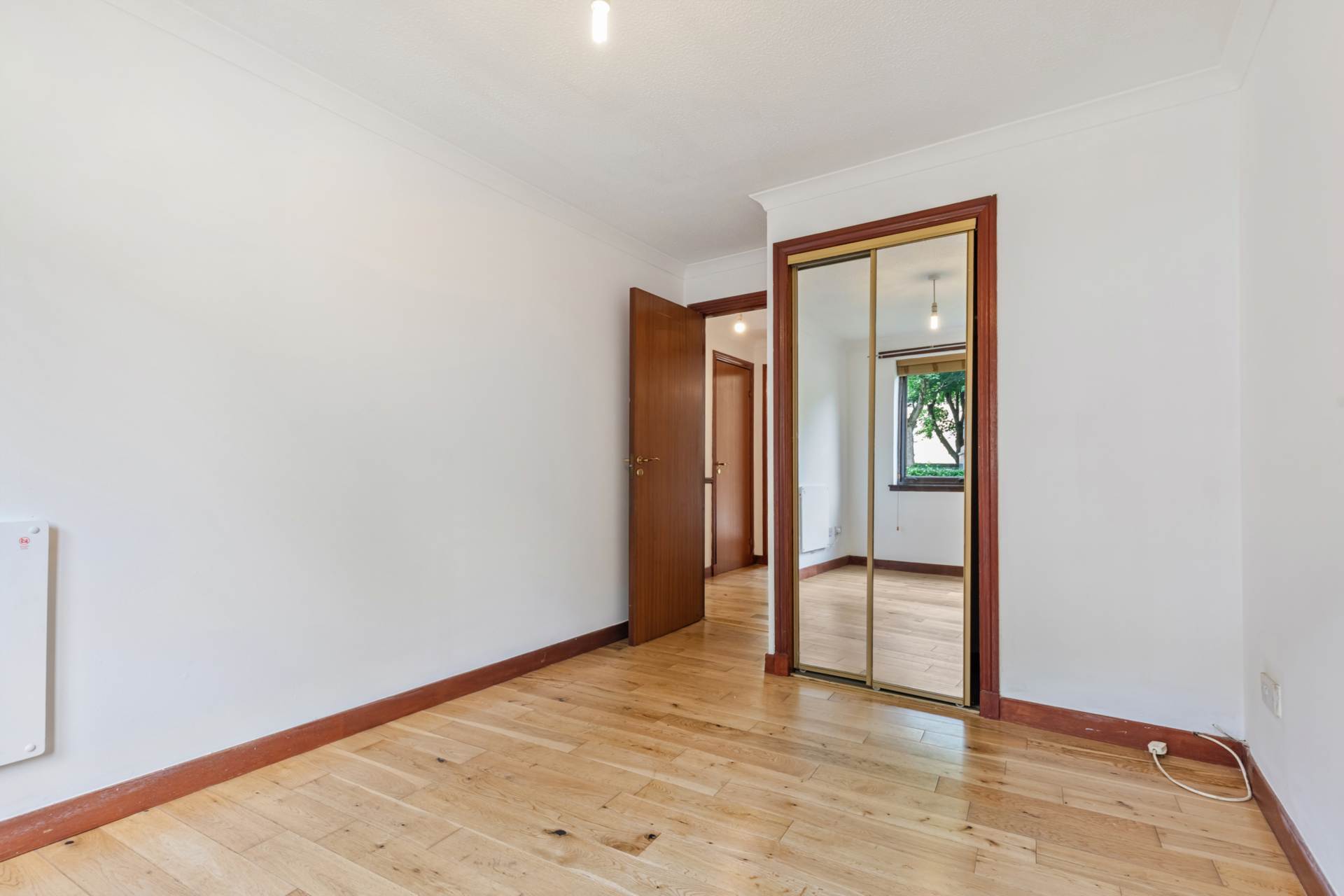 Additional Property Image 2 bedroom Flat for sale in Glasgow 9