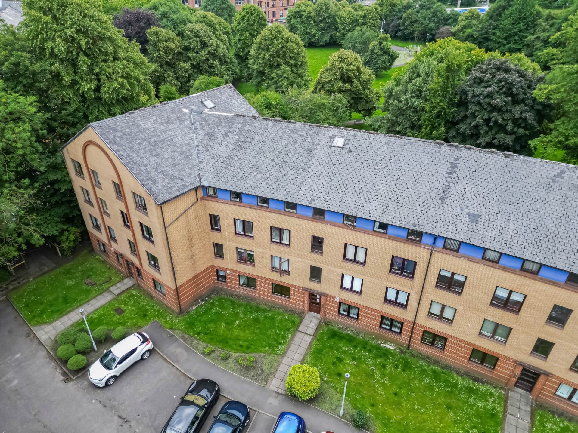 Additional Property Image 2 bedroom Flat for sale in Glasgow 12