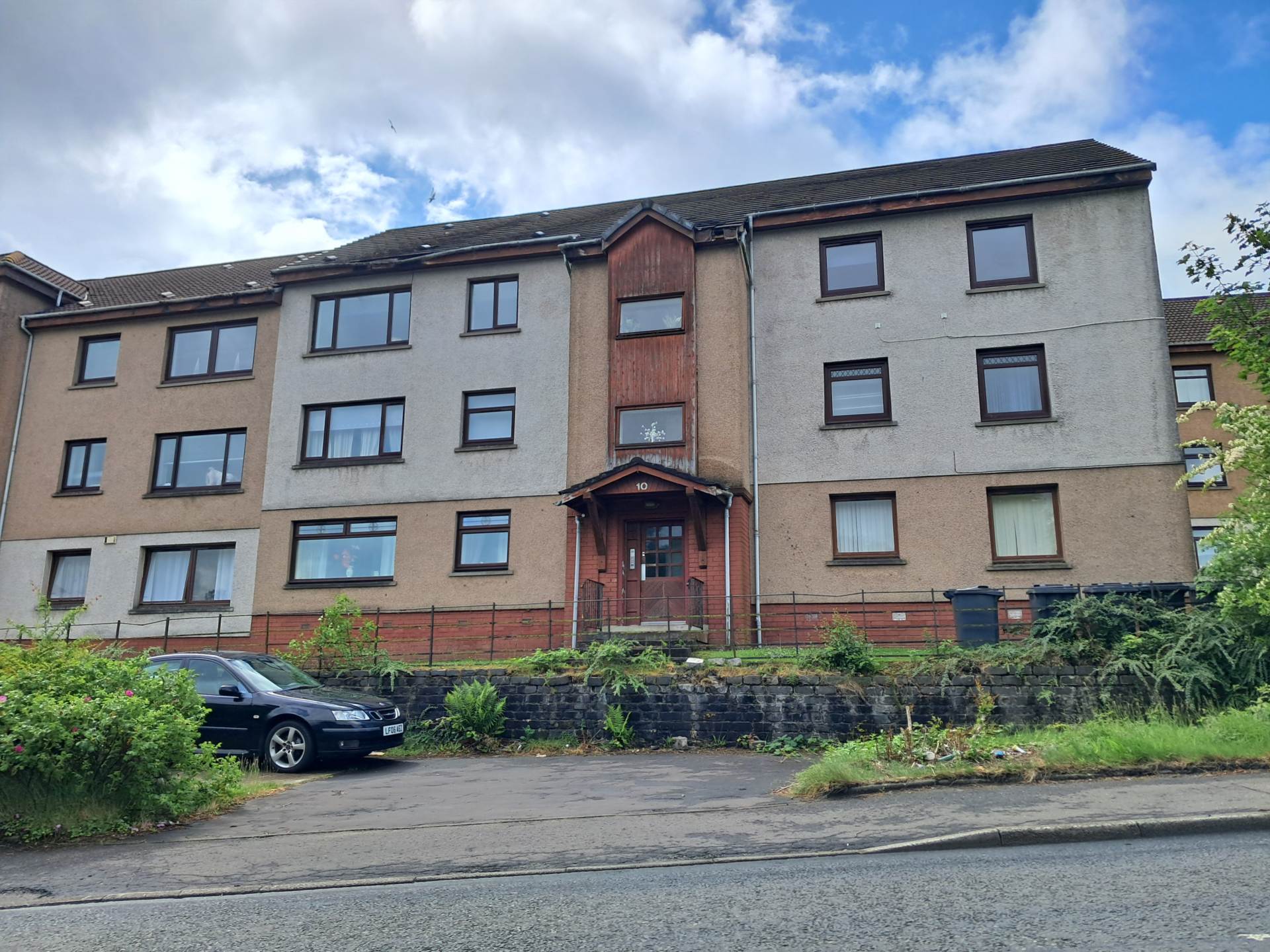 2 bedroom Flat to rent in Greenock