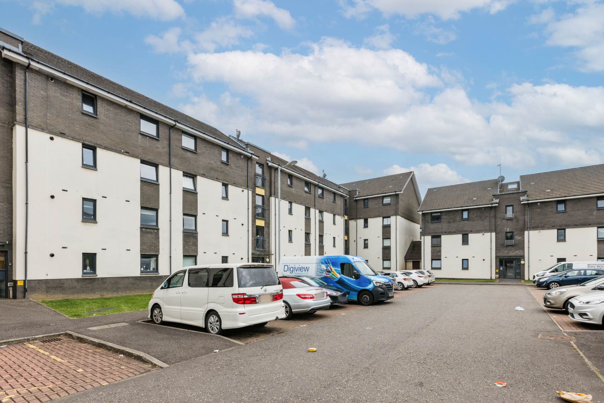 Additional Property Image 2 bedroom Flat for sale in Renfrew 12