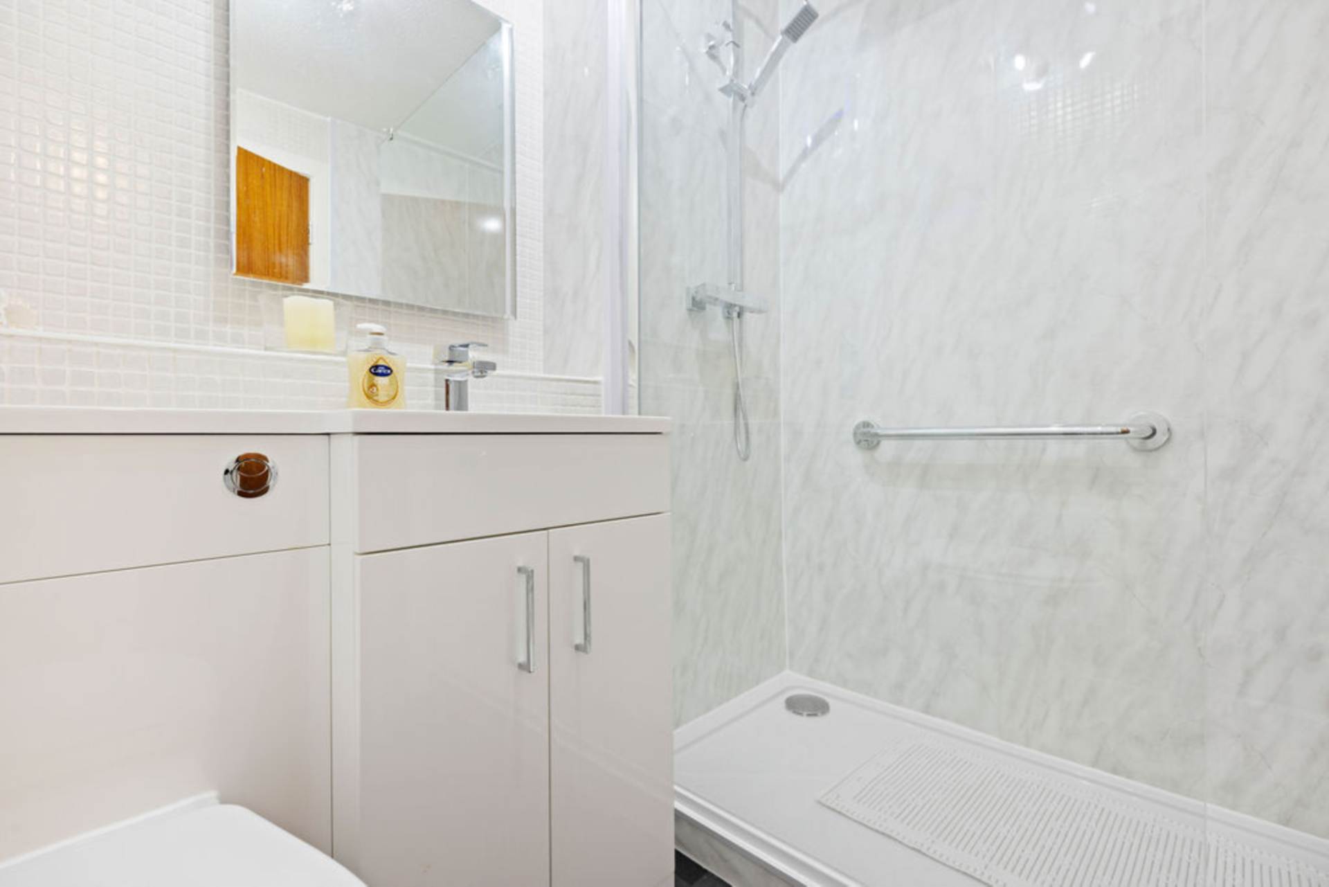 Additional Property Image 1 bedroom Flat for sale in Paisley 8
