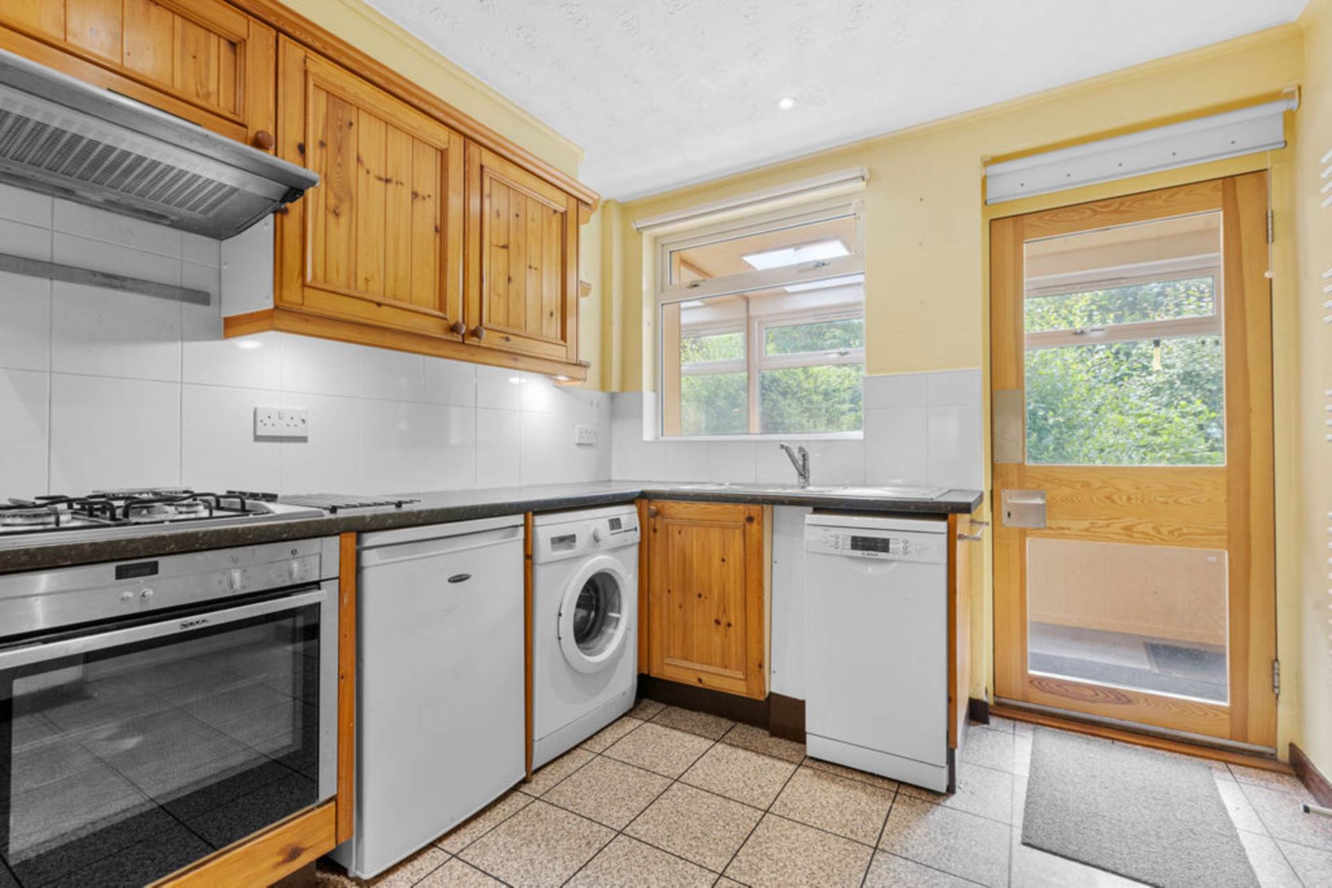 Additional Property Image 3 bedroom Bungalow for sale in Johnstone 6