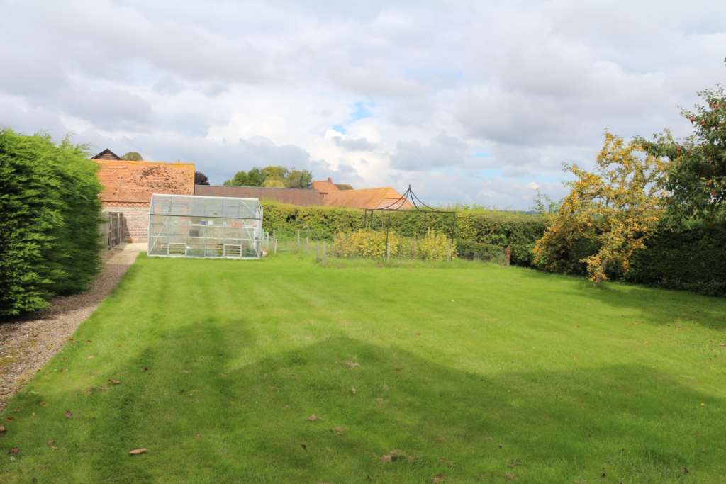 Additional Property Image 2 bedroom Cottage to rent in Wallingford 7