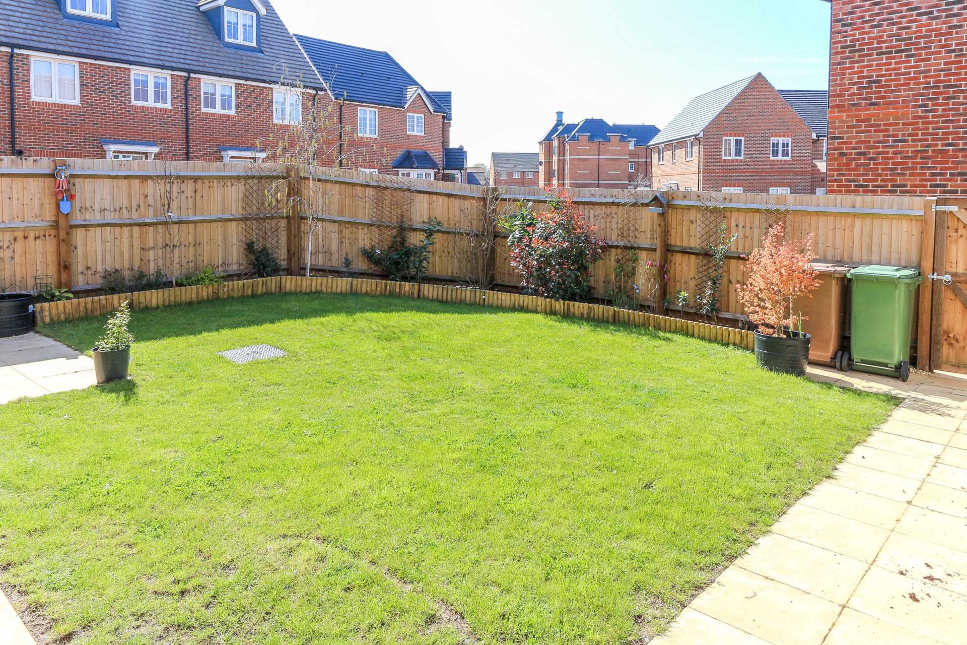 Additional Property Image 3 bedroom Link Detached House to rent in Wallingford 12