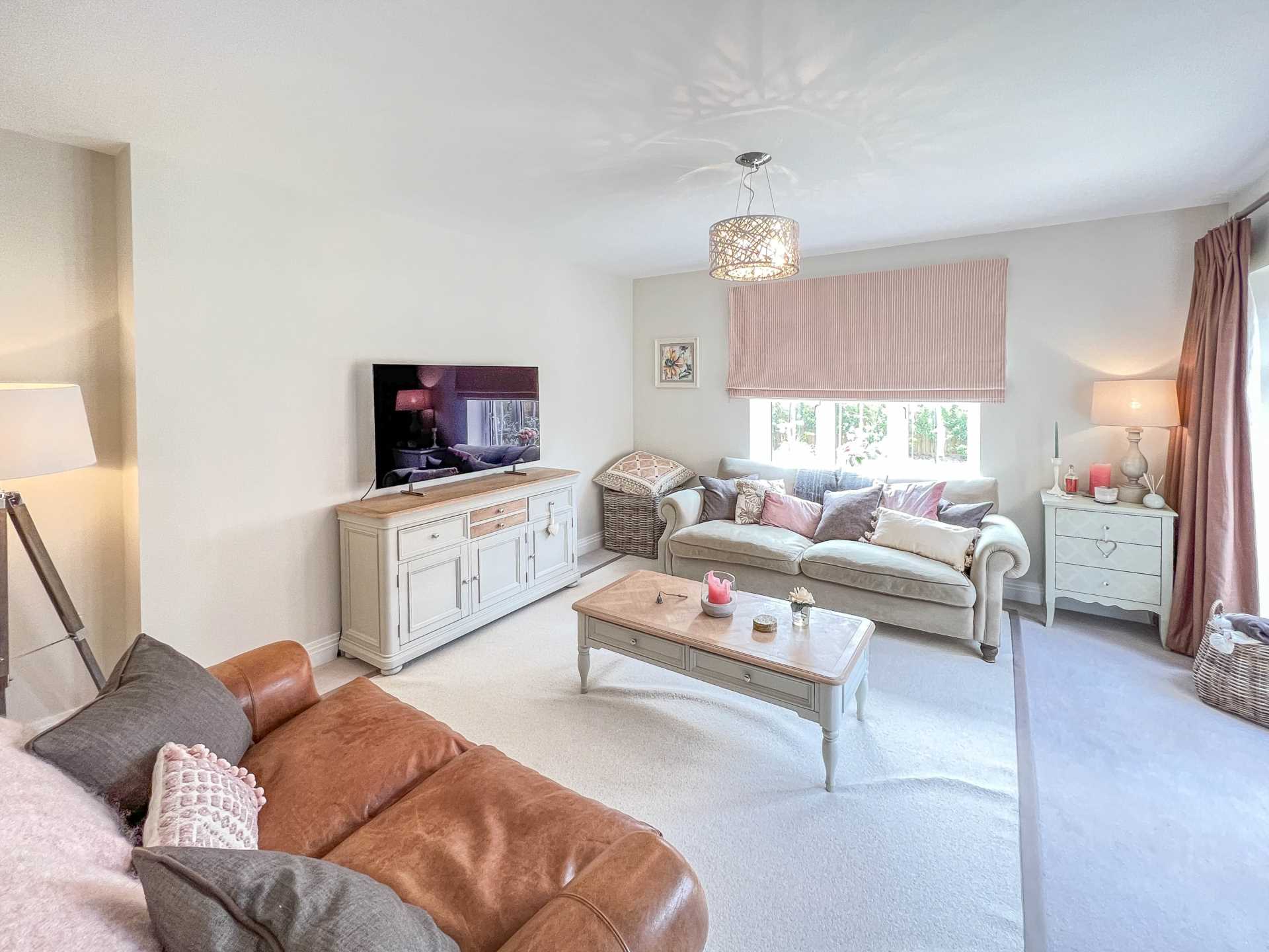 Additional Property Image 5 bedroom Detached for sale in Wallingford 3
