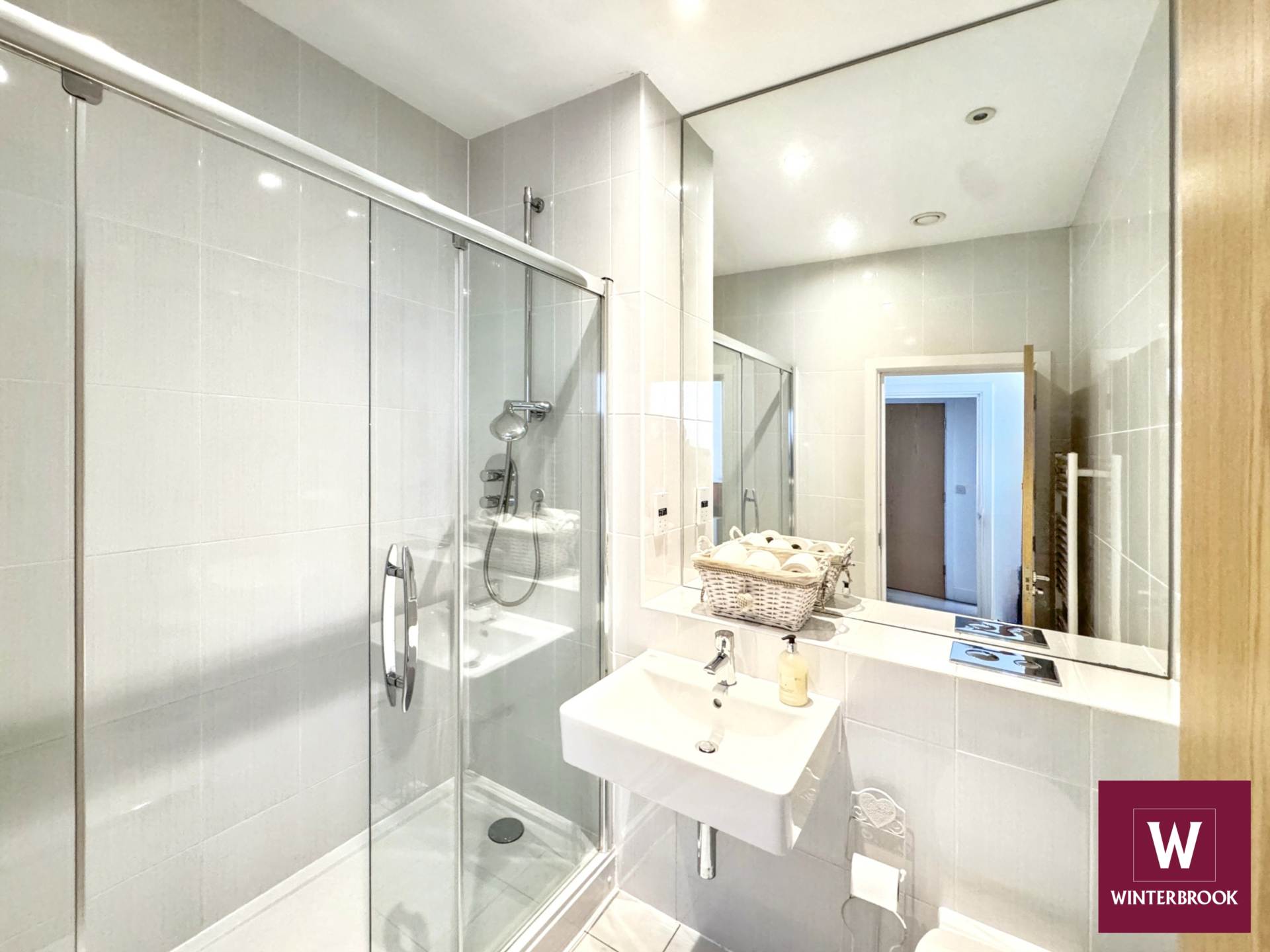 Additional Property Image 4 bedroom House for sale in Wallingford 8