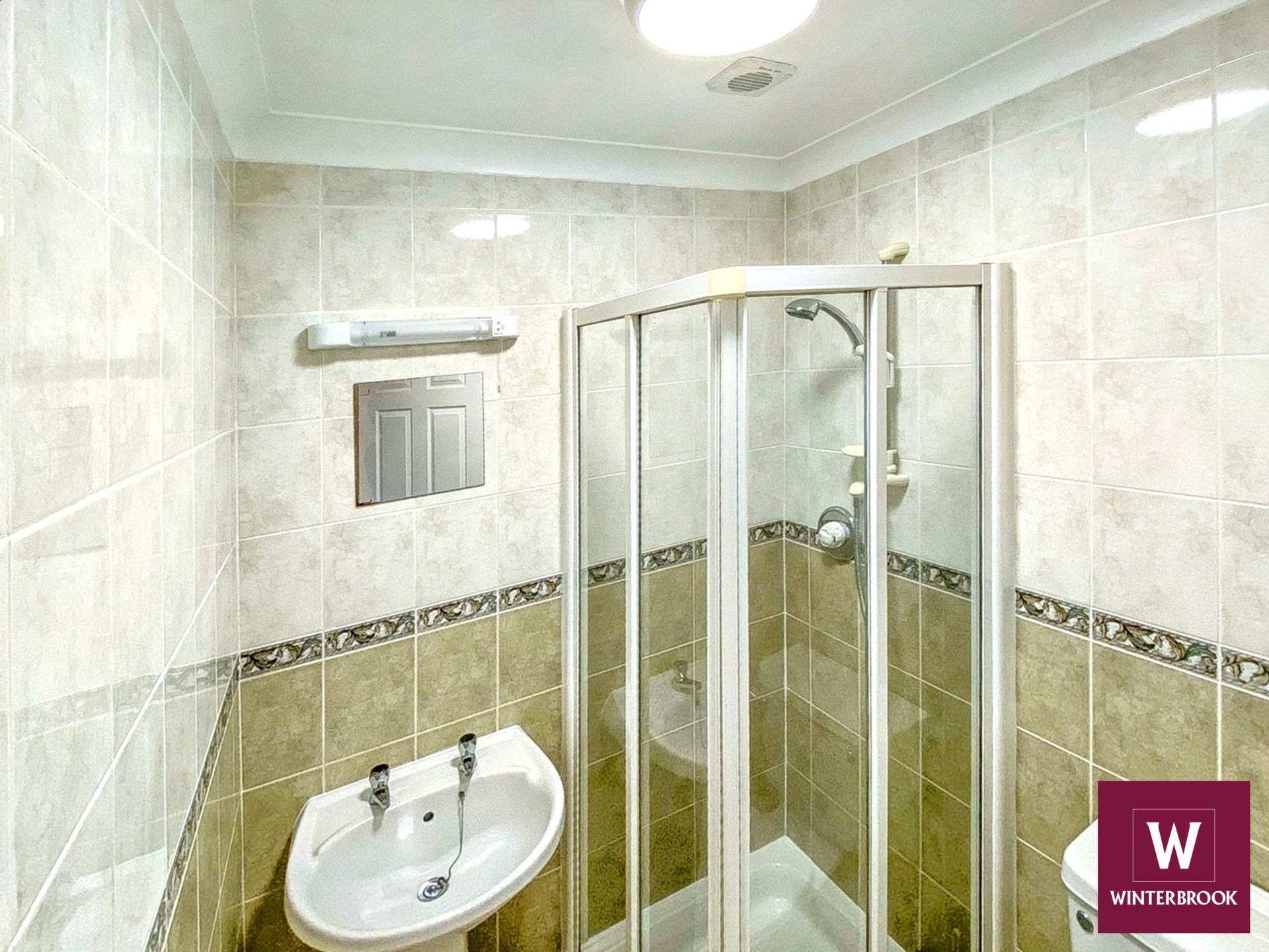 Additional Property Image 2 bedroom Apartment for sale in Wallingford 6